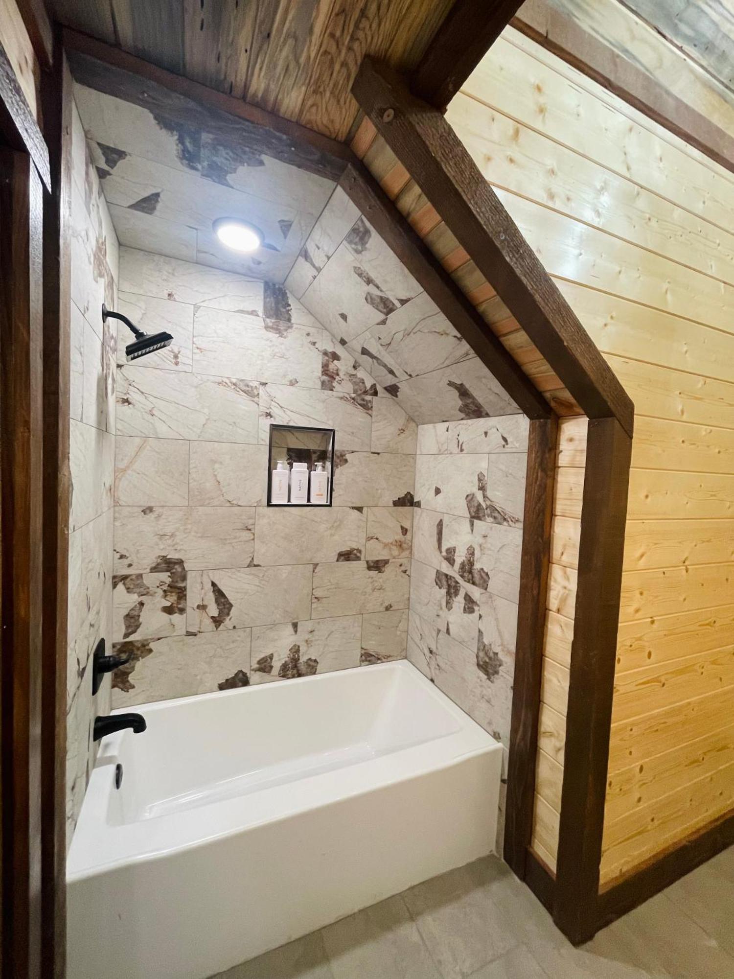 ברוקן בו Wolf Creek Luxury Cabin מראה חיצוני תמונה
